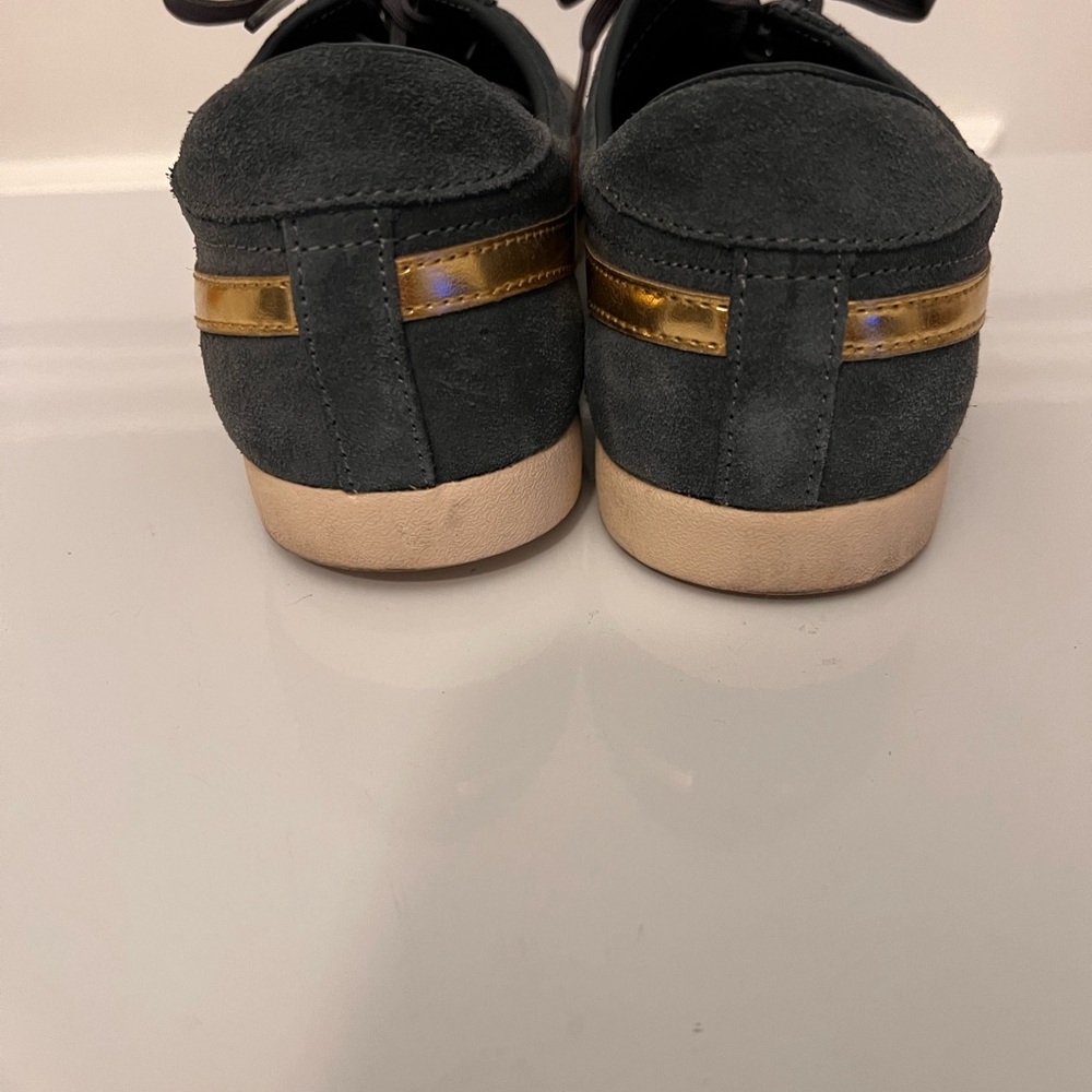 Gola Women’s Navy Sneakers with Gold, Copper and Red Metallic Stripes - Picture 4 of 9